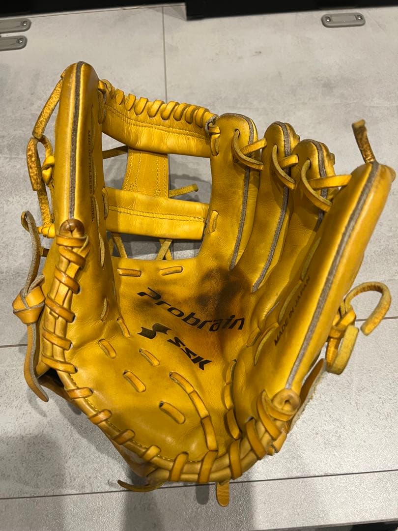 SSK硬式用グローブ、内野手用、投手用