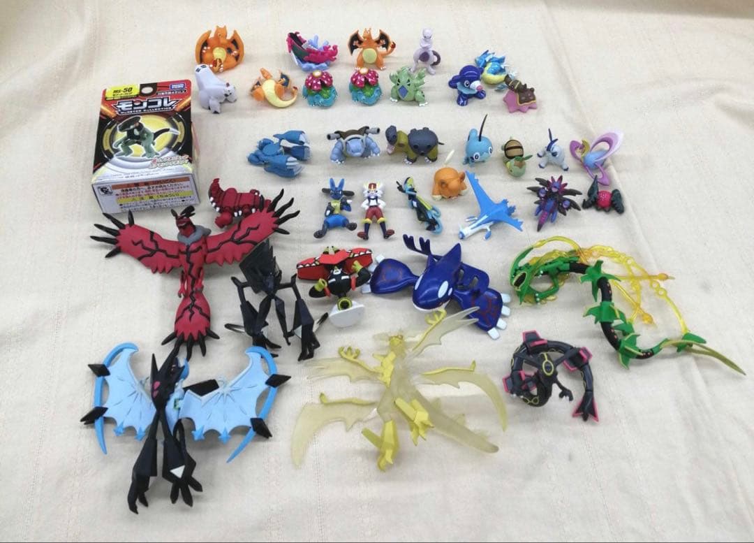 ポケットモンスター　ポケモン　フィギュア　人形　レトロ３０種以上