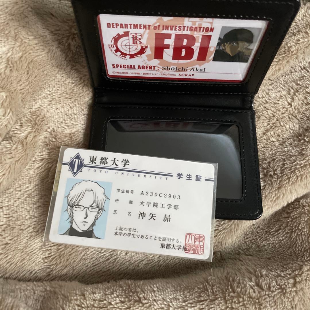 名探偵コナン　本革パスケース　赤井秀一　FBI 脱出ゲーム　緋色の弾丸