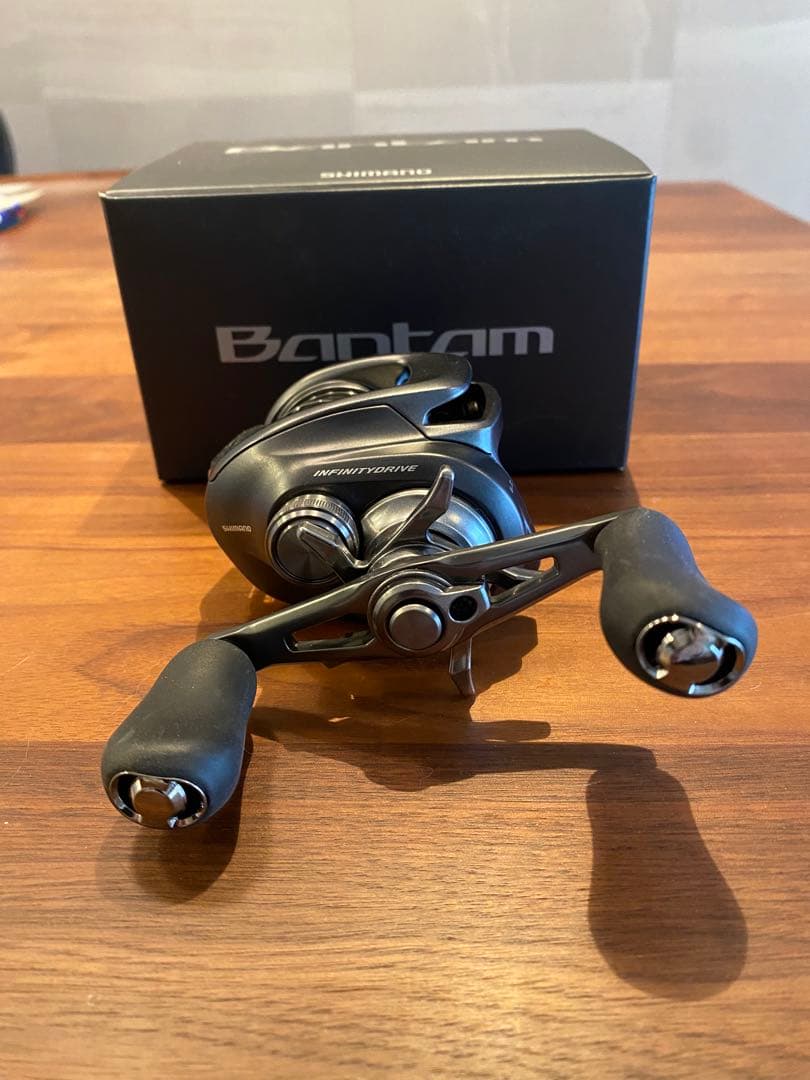 シマノ　バンダム　Shimano Bantam ベイトリール 未使用品
