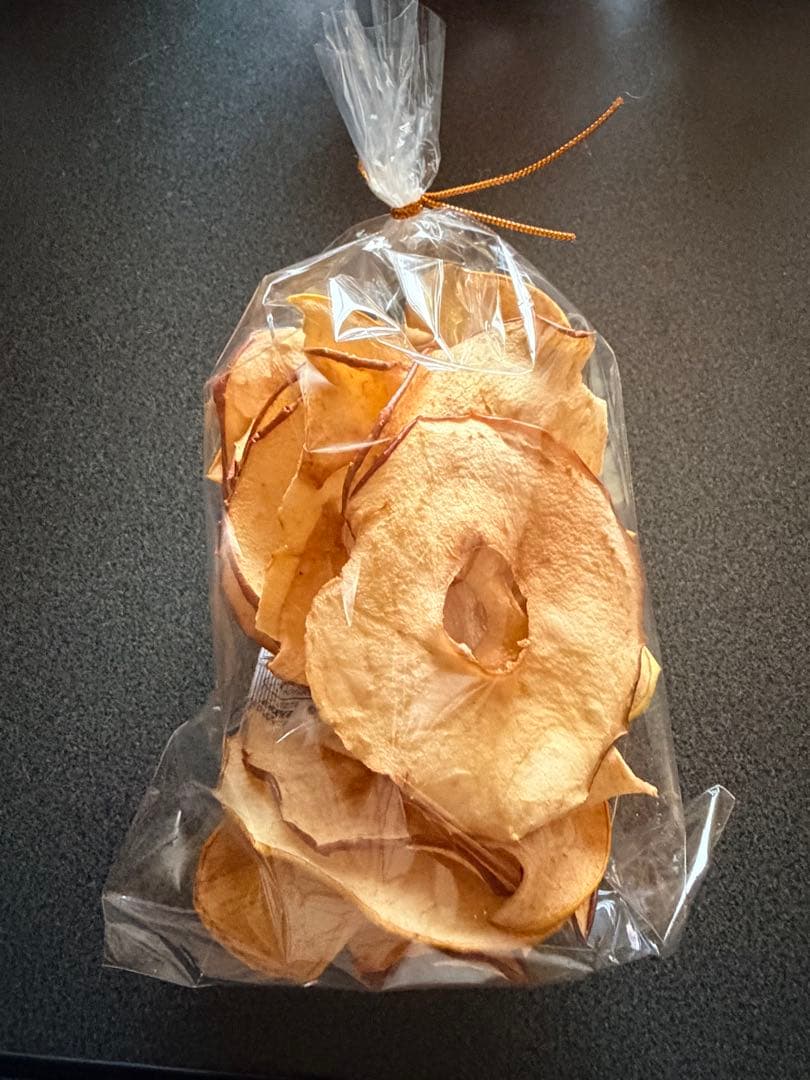 【ギフト・配布用・バレンタイン】無添加りんご100％ リンゴチップ 50g入り