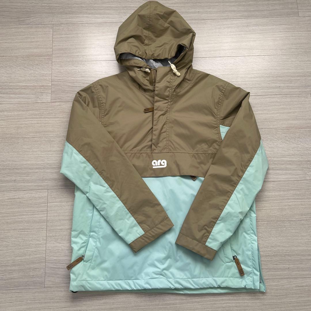 土日限定値下げ！arg 【新品】スノーボードウェア フード付き ベージュ 水色