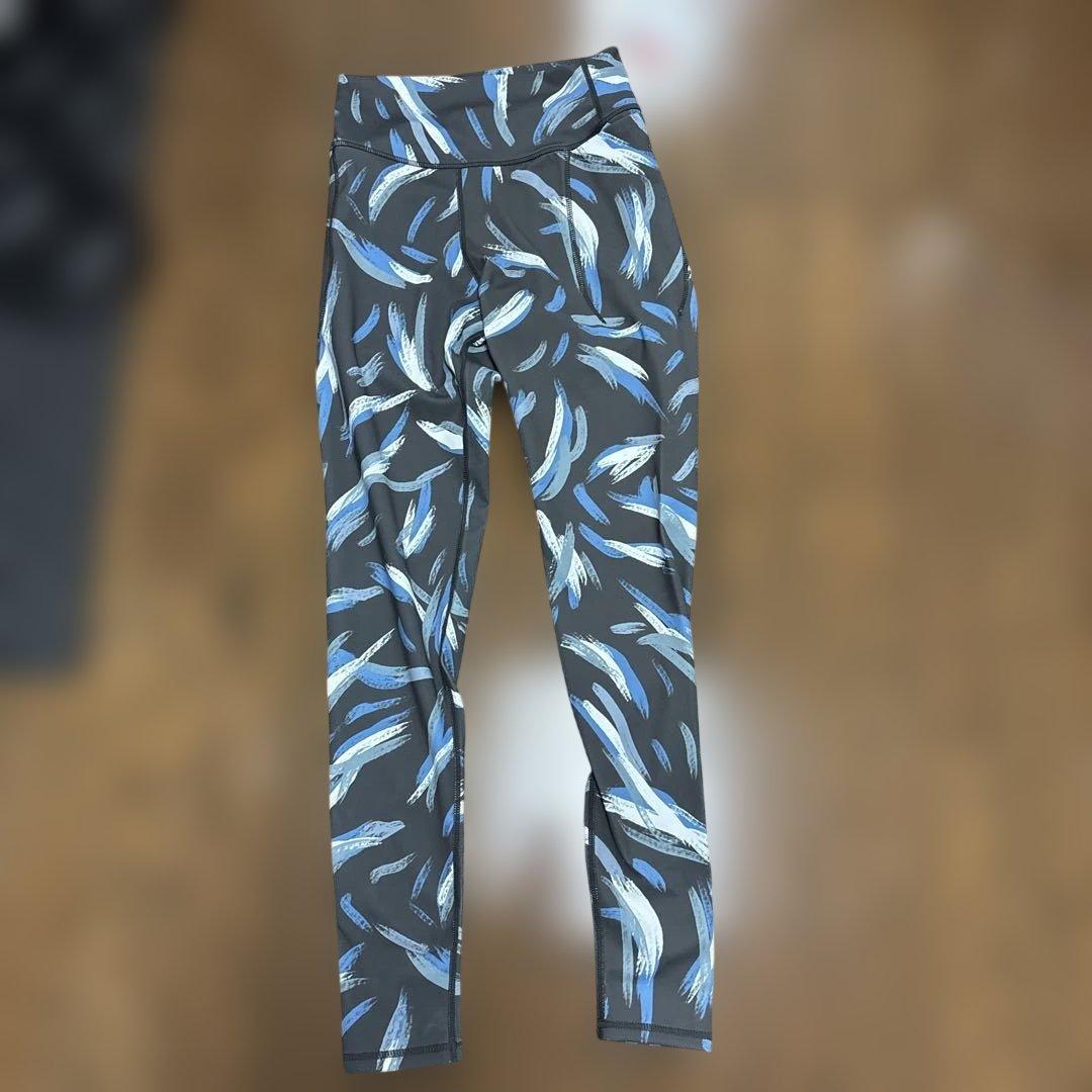 【新品未使用タグ付き／Mサイズ】ヨガウェア　ピラティスウェア　セットアップ