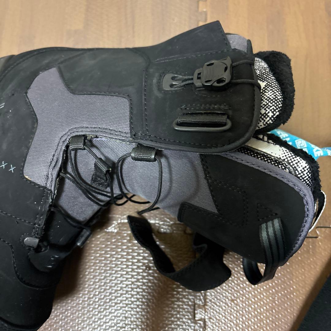 DEELUXE EMPIRE 25.5スノボ ブーツ ディーラックス