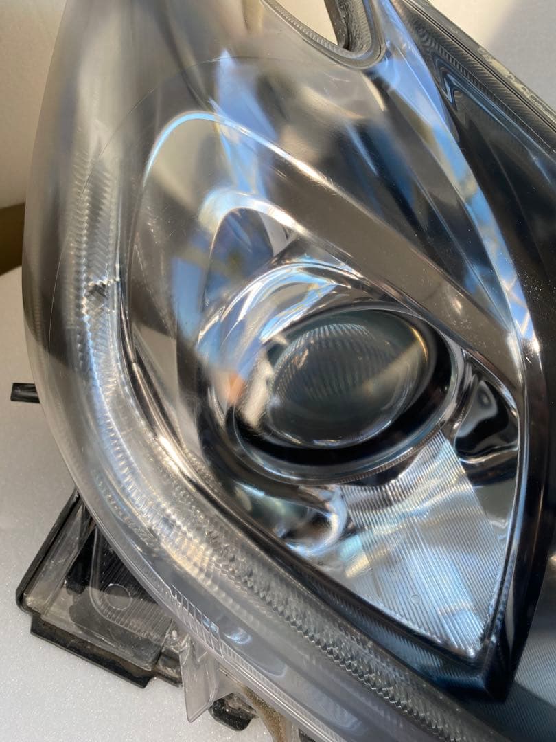 プリウス 30系 前期 純正HID ヘッドライト 左右セット