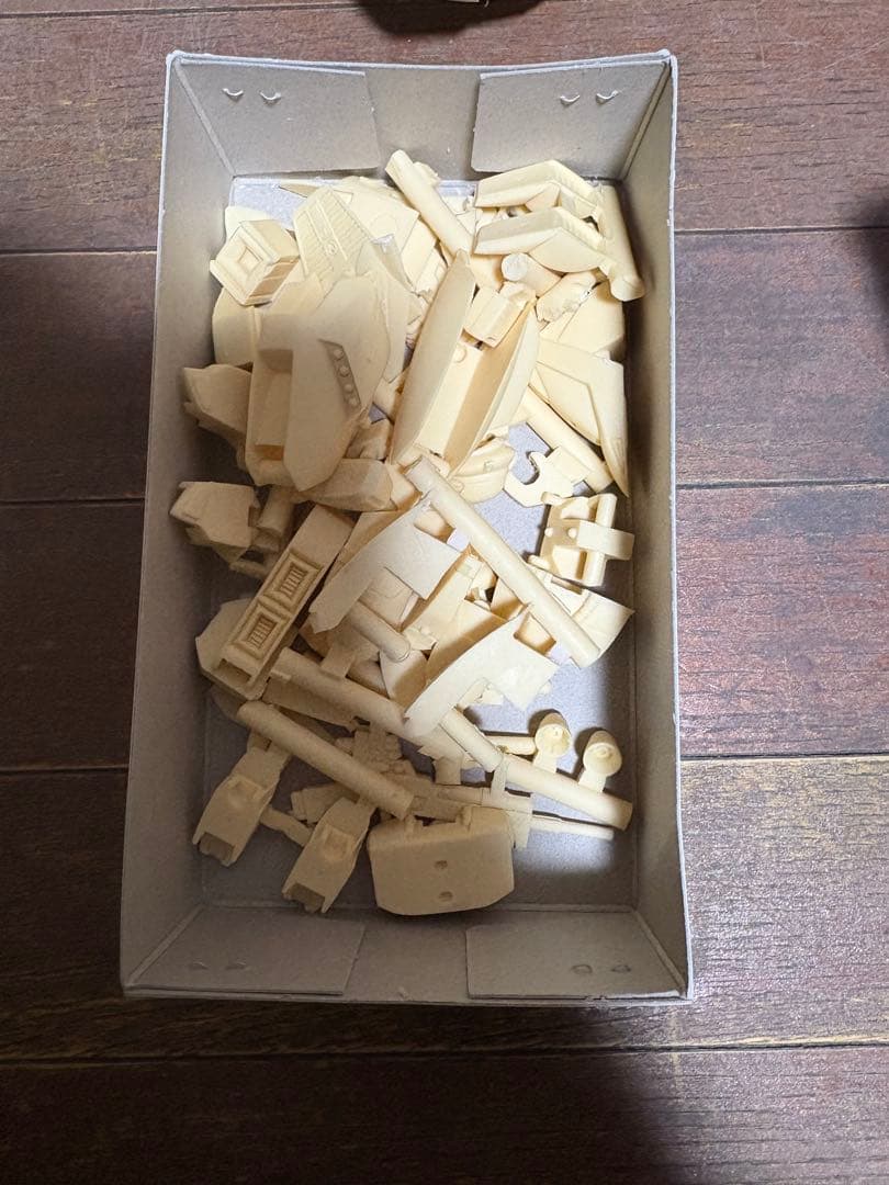 ハ*ド様 B-club 1/144 ドムットリア　未組み立て