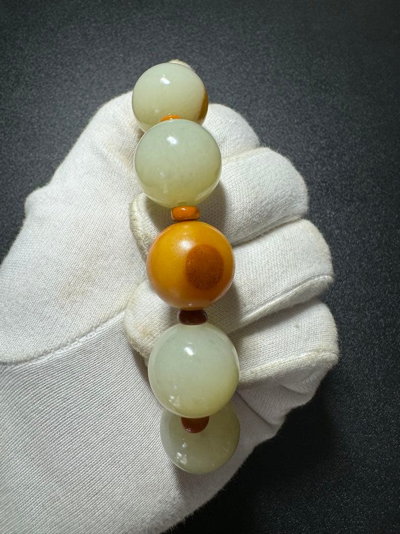 新疆産和田玉数珠　ブレスレット 腕輪 天然石 念珠 本玉 天然石 老玉 古玉