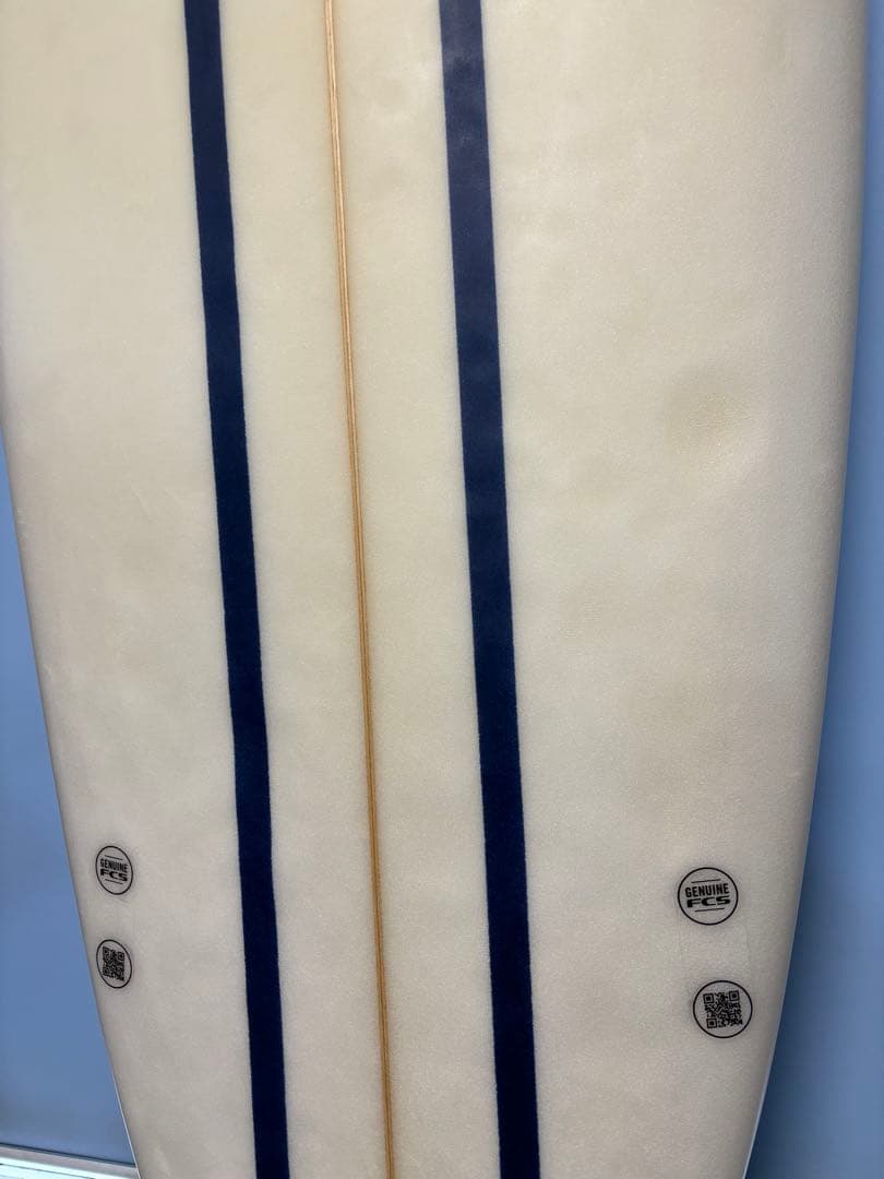 ESSENCEミッドレングスサーフボード7.2