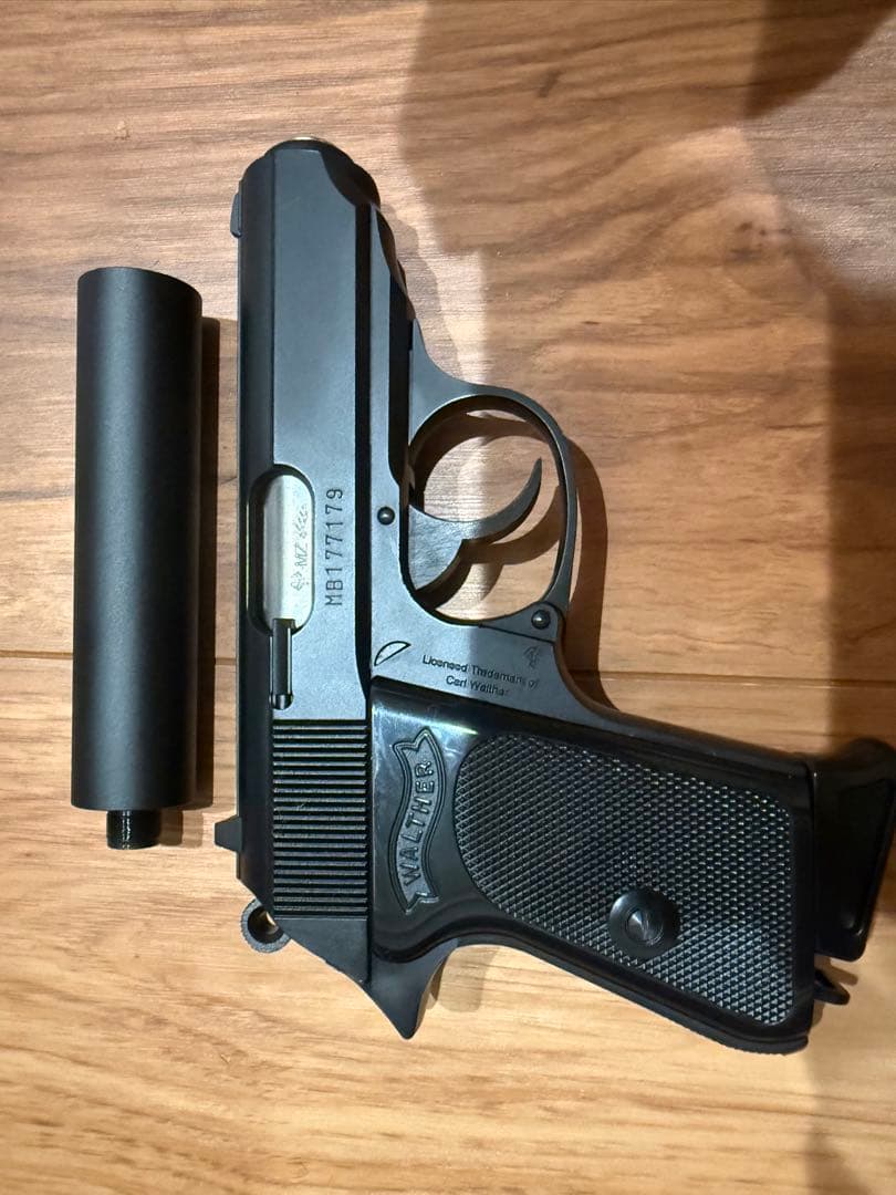 マルゼン　ワルサーPPK サイレンサー付カスタム