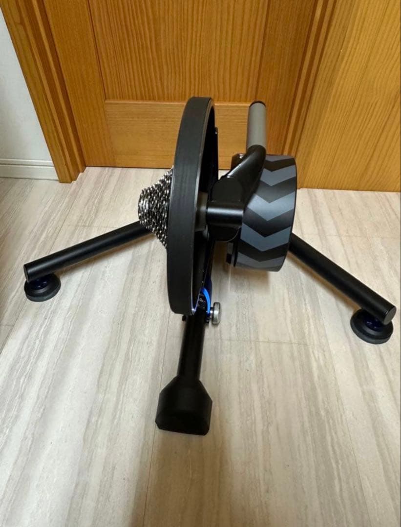 Wahoo KICKR トレーニングローラー