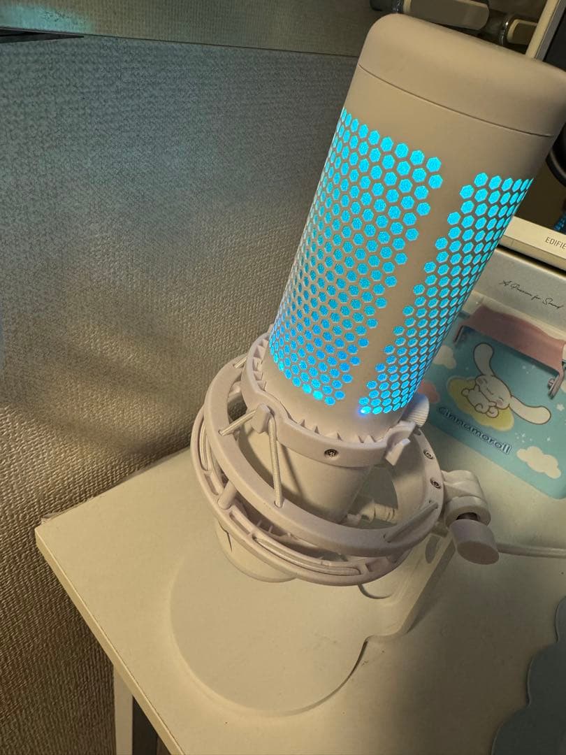 HyperX QuadCast S スタンドアロンマイク ホワイト