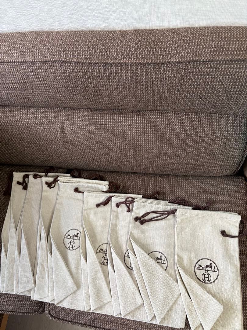 正規品 美品エルメス保存袋巾着袋　靴袋 シューズなど入れ8セット（16枚）