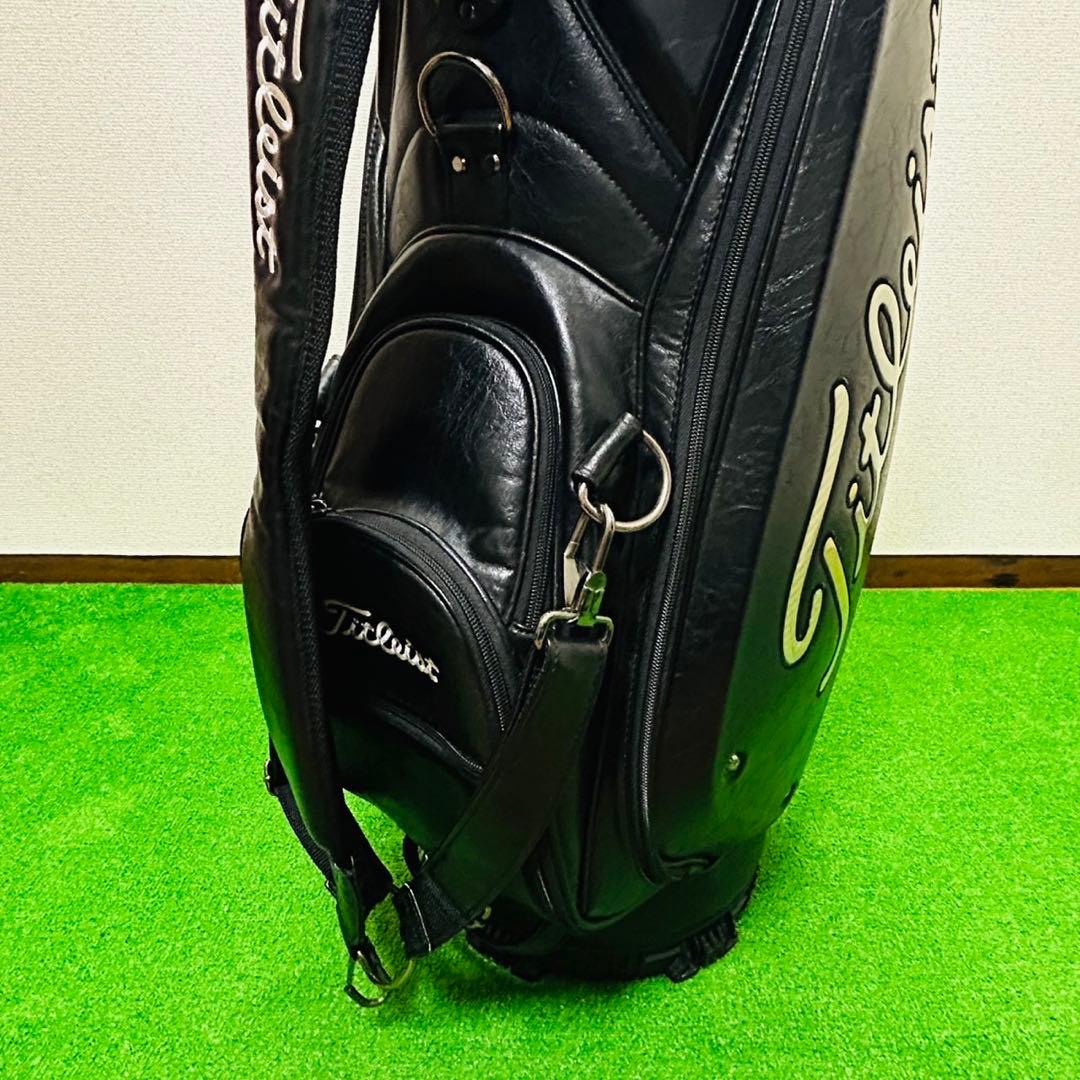 タイトリスト キャディバッグ 9.5型 8分割 3点式 ツアーモデル 黒