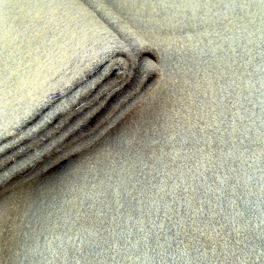 デッドストック ハンガリー軍 ウールブランケット 毛布 195×143cm