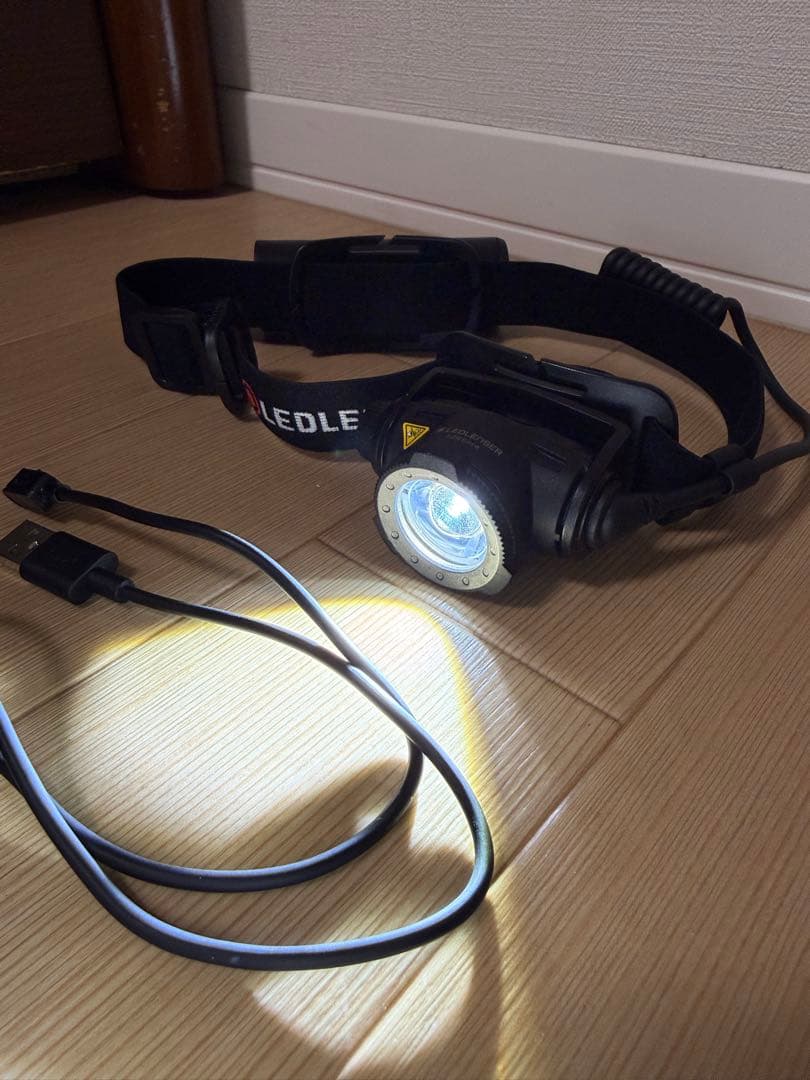 LEDLENSER H7R CORE ヘッドライト　レッドレンザー