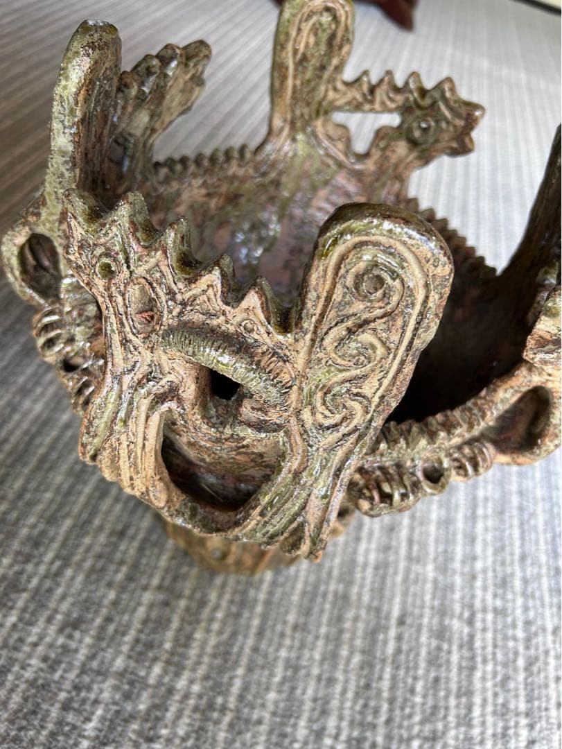 火焔型土器　模造品　レプリカ