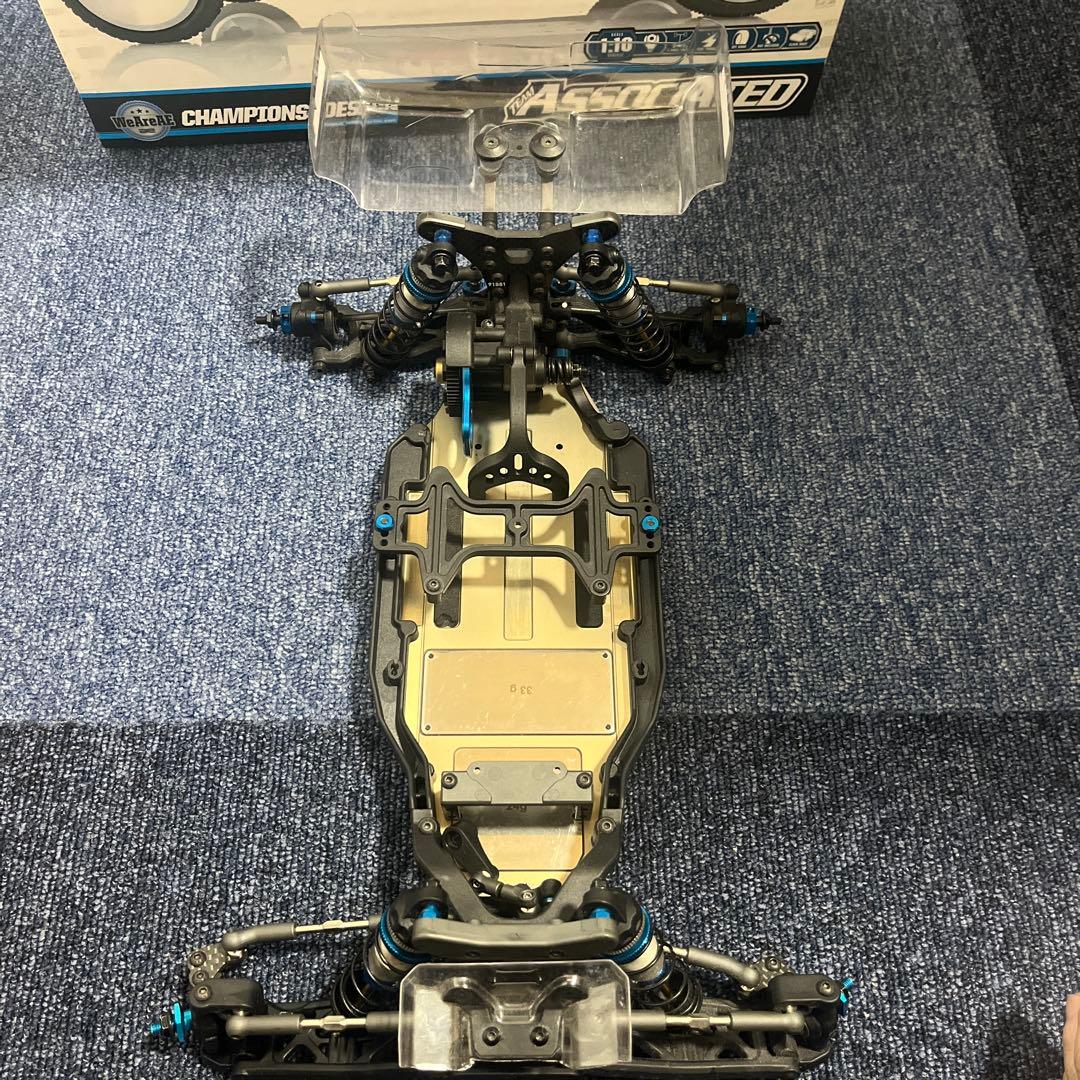 アソシAssociated RC10B6.4 ヨコモ