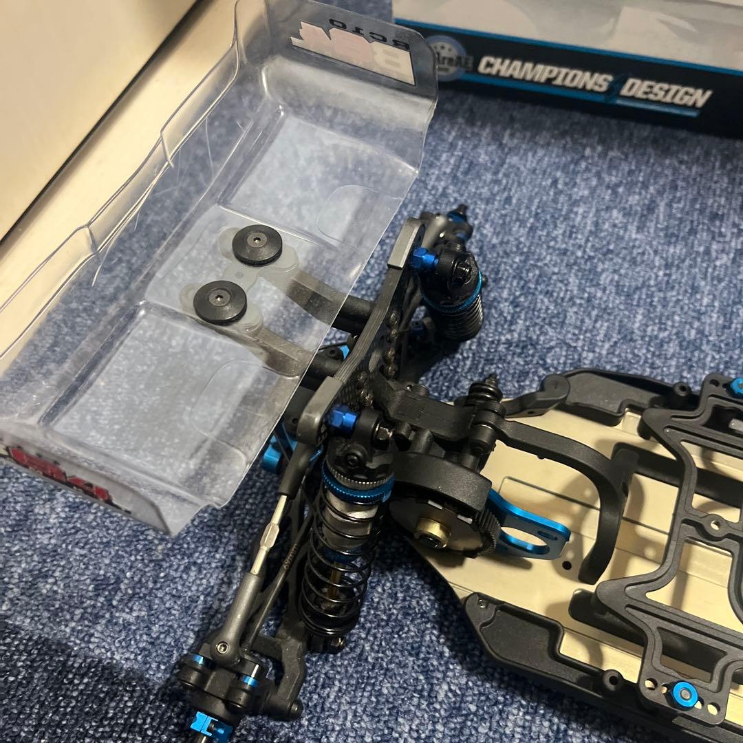 アソシAssociated RC10B6.4 ヨコモ