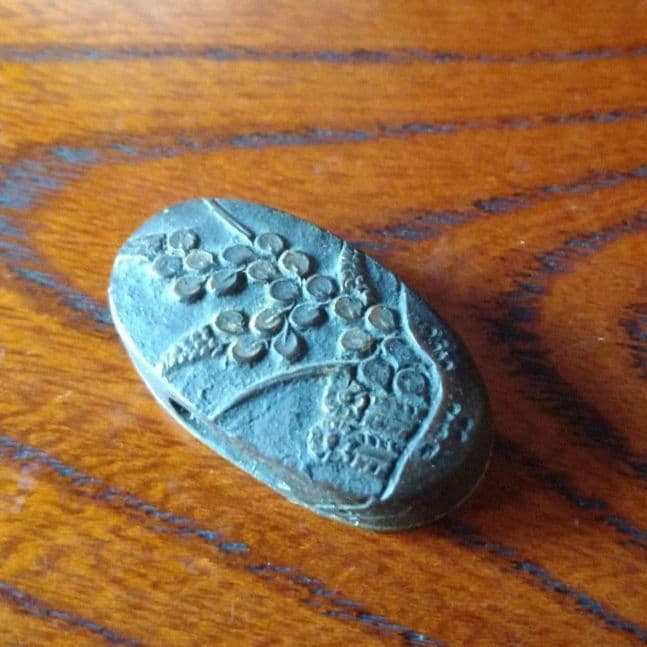 刀の縁頭　目貫　12点