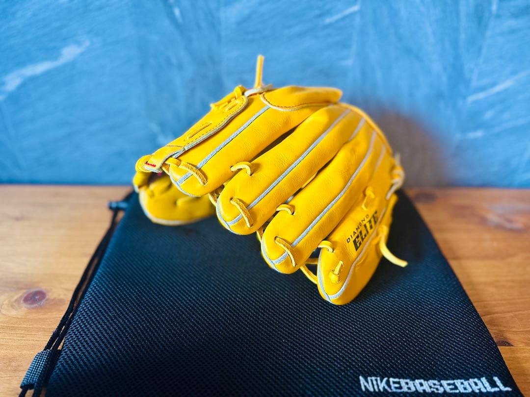 新品 NIKE ナイキ DIAMONDELITE ピッチャー用硬式グラブ 希少品