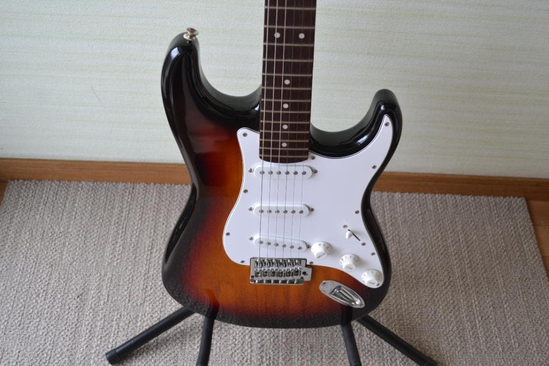 BUSKER'S BSE-3TS エレキギター ソフトケース付き