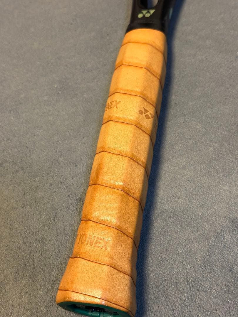 【極美品】YONEX REGNA 98