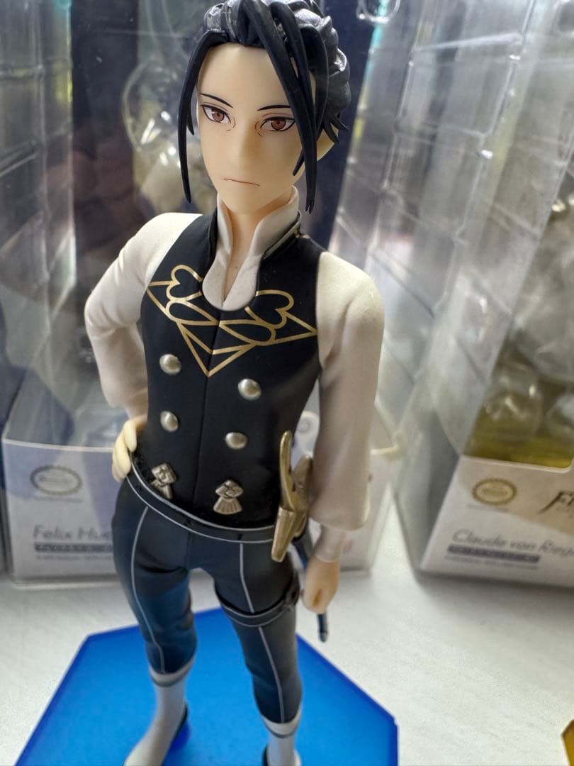 ファイアーエムブレム 風花雪月フィギュア フェリクス シルヴァン 2点 箱あり