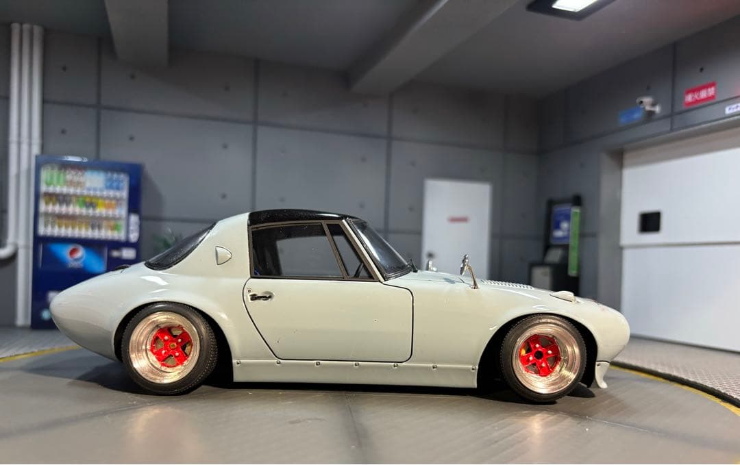 1/18イグニッションモデル　ヨタハチ　SPMK-Ⅱ深リムカスタム
