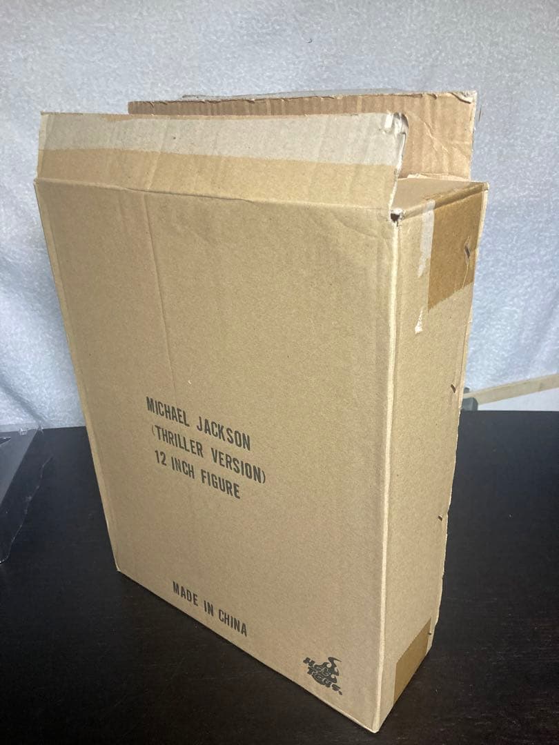 マイケル・ジャクソン スリラー版 フィギュア ホットトイズ