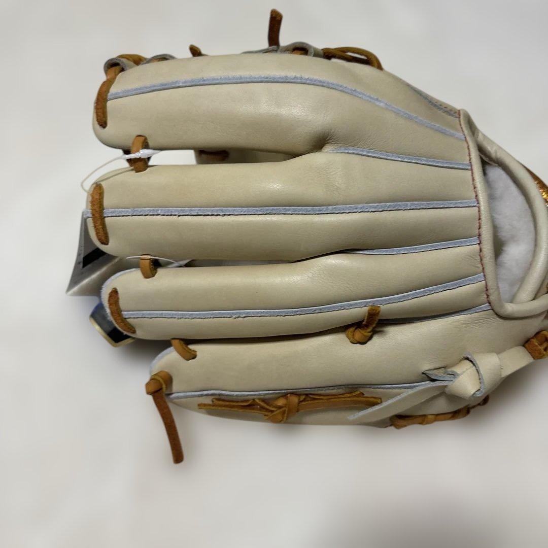 本日限定定価税込47300円！ミズノプロ　クラシック　軟式内野手用　新品未使用