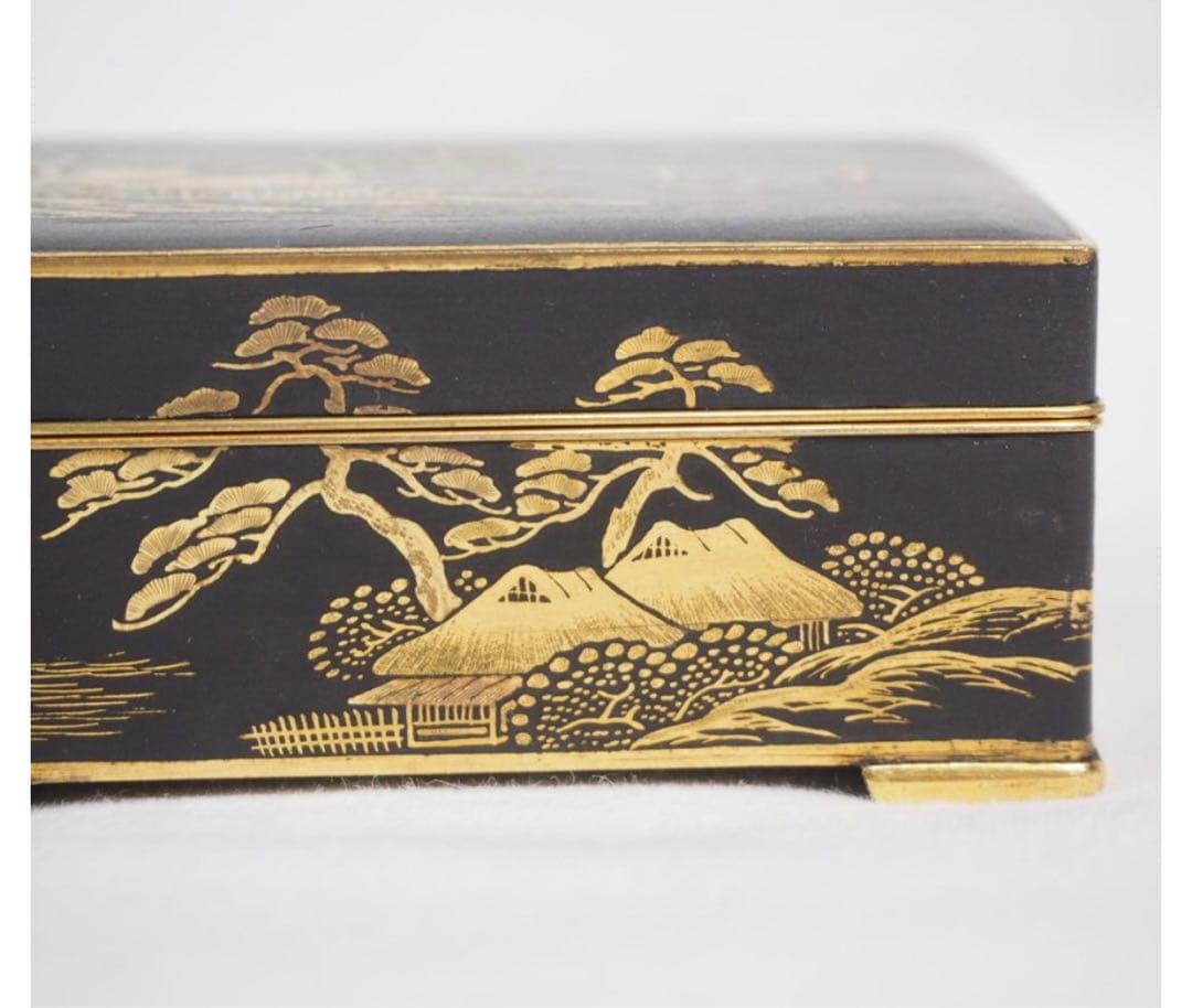 送料無料　明治期名工　藤井美豊作　金象嵌山水富士山図小箱 内金鍍金　木箱付