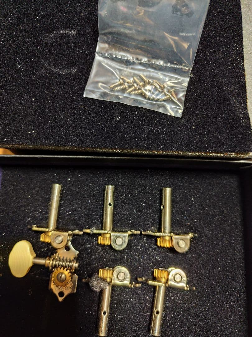 Waverly ウェーバリーチューニングマシーン　スロテッド　4074