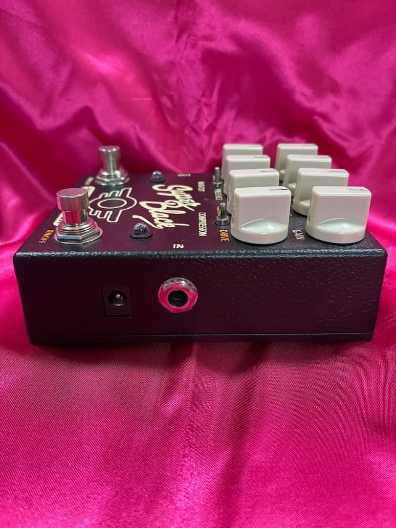 （美品）MAD PROFESSOR Super Black ギターエフェクター