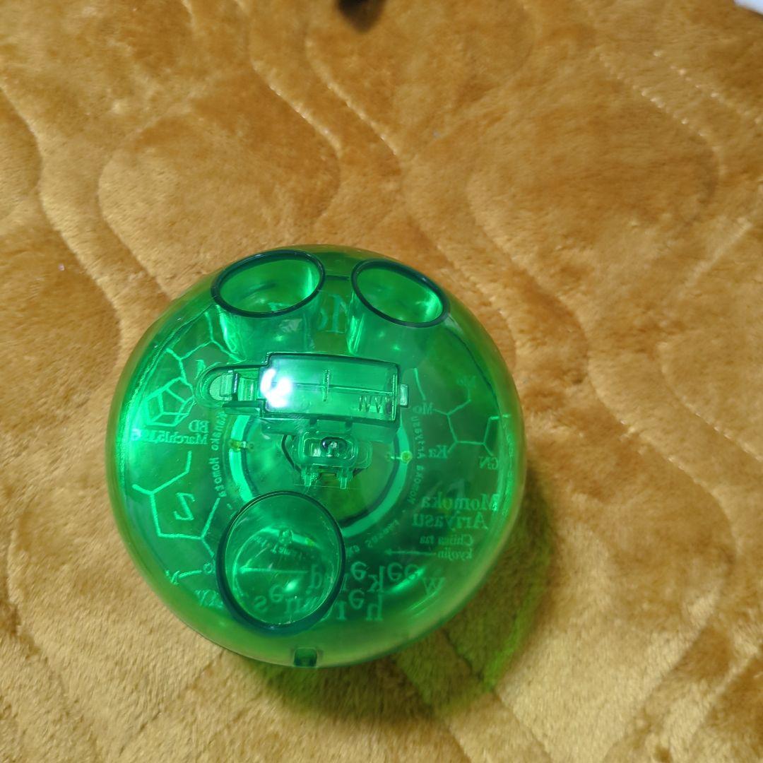 モモクログッツ