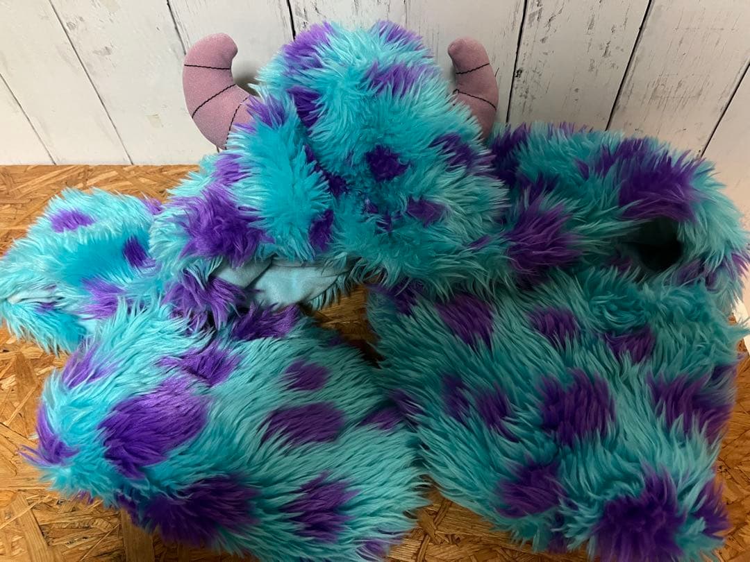 ディズニーリゾート　サリー　ティガー　マフラーキャップ　ファンキャップ