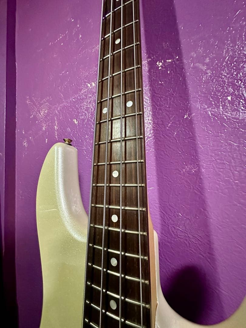 YAMAHA BB-G4S Pearl  White ベース