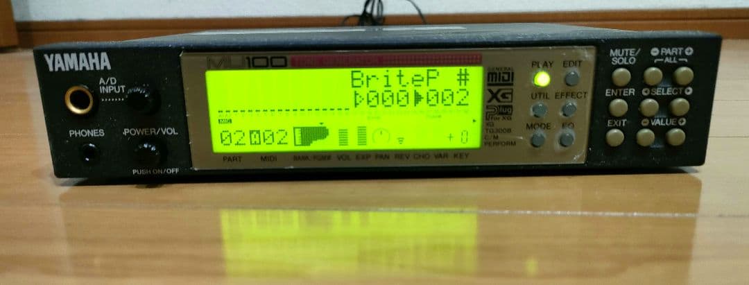 今だけ値引・YAMAHA ヤマハ 音源モジュールMU100　完全マニュアル付