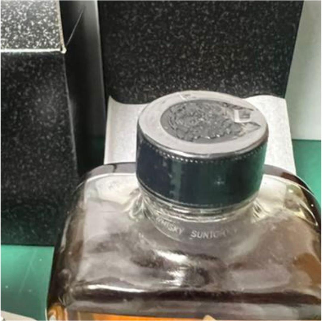 サントリー ローヤル　ウイスキー グランドピアノ型ボトル  未開封