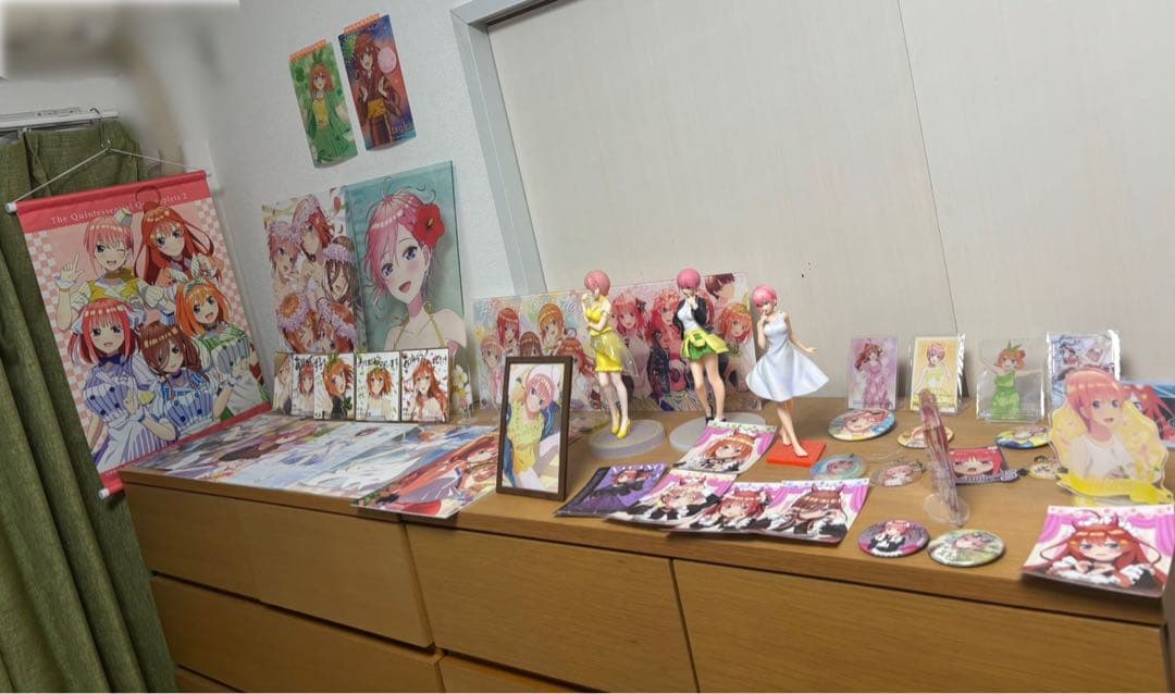 五等分の花嫁 グッズ大量まとめ売り 一花推し 引退セット 全巻・フィギュアあり