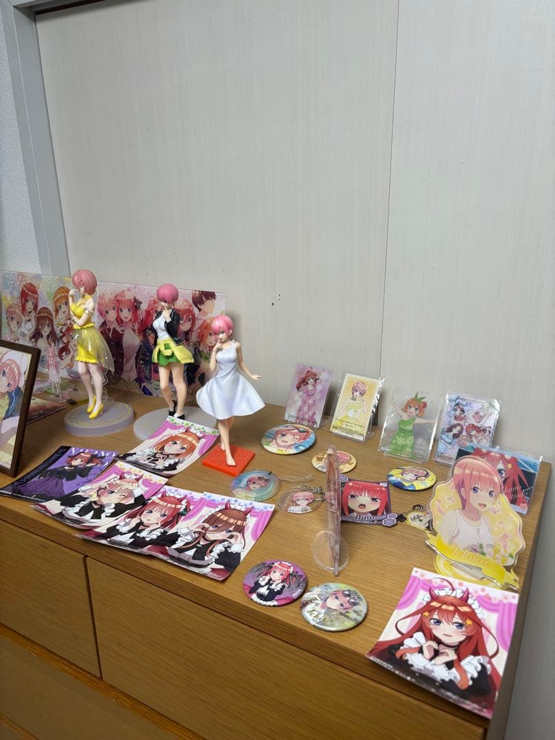 五等分の花嫁 グッズ大量まとめ売り 一花推し 引退セット 全巻・フィギュアあり