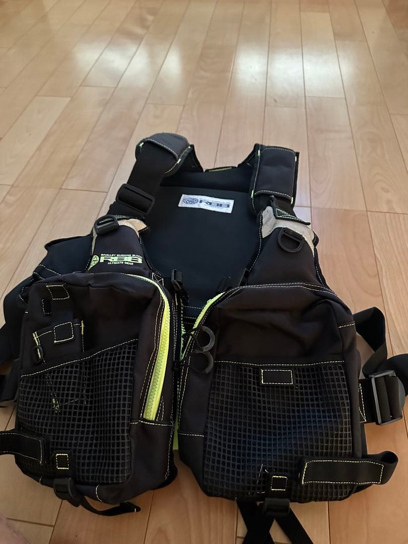 ライフジャケット　リバレイ　RBB ノンクレームでお願いします