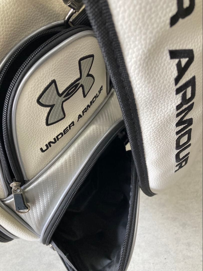 UNDER ARMOUR キャディバッグ ホワイト