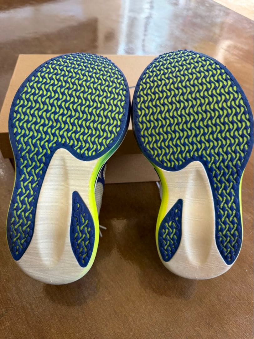 【美品】ミズノ HYPERWARP PRO 23.5cm