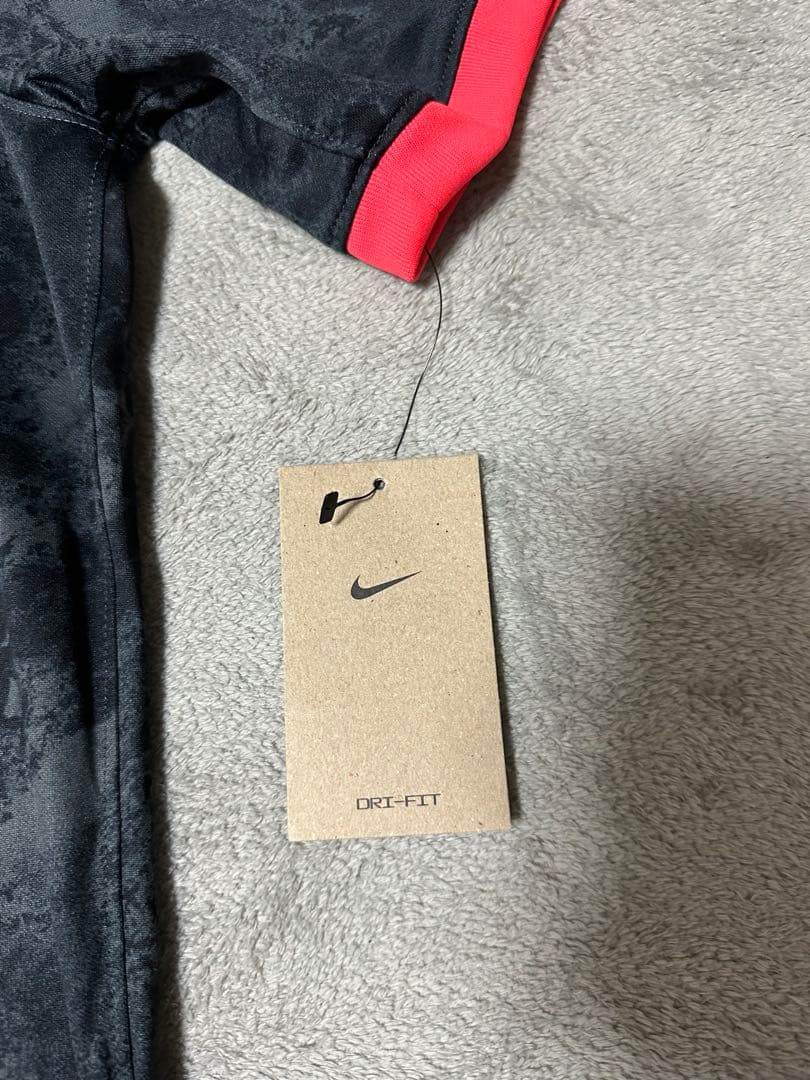 浦和レッズ アレクサンダーショルツ選手　2024シーズン　3rdユニフォーム