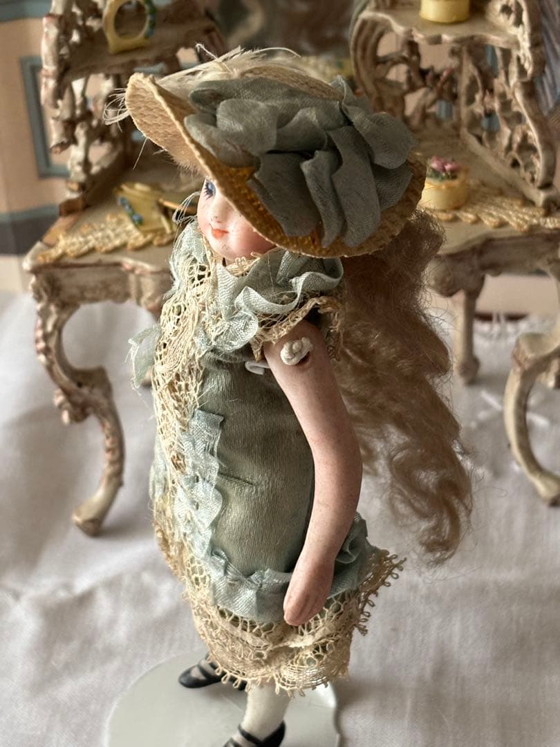 スペシャルアンティーク　フレンチミニョネット