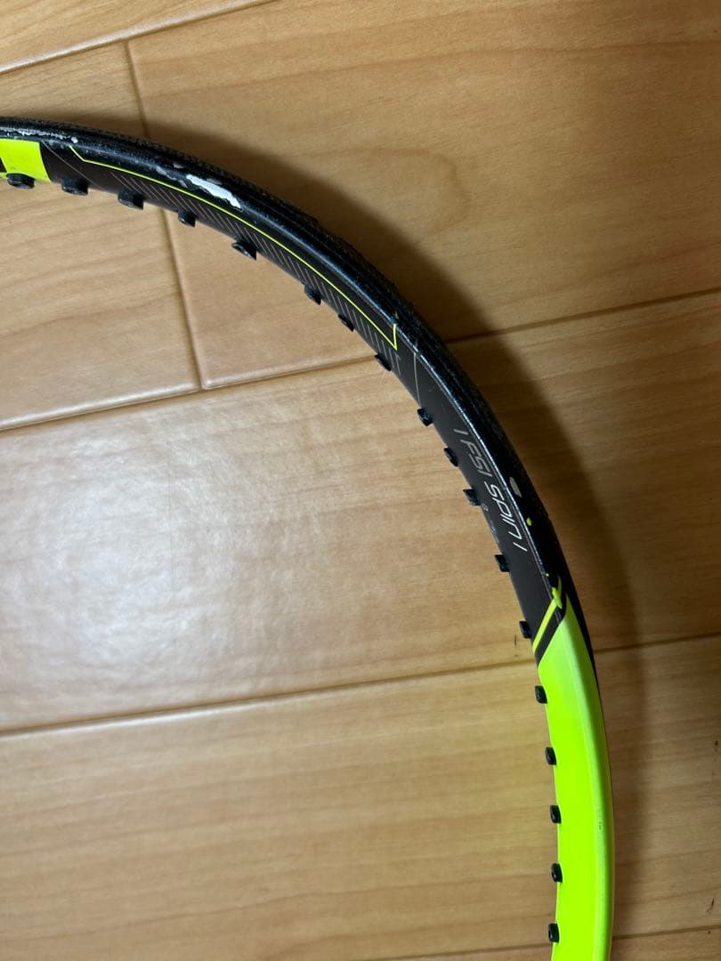 バボラ ピュアアエロ 2015年モデル テニスラケット