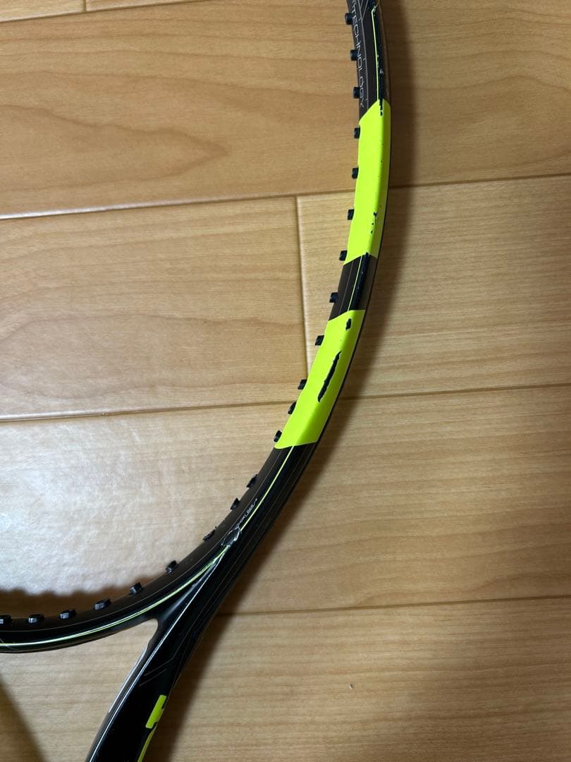 バボラ ピュアアエロ 2015年モデル テニスラケット