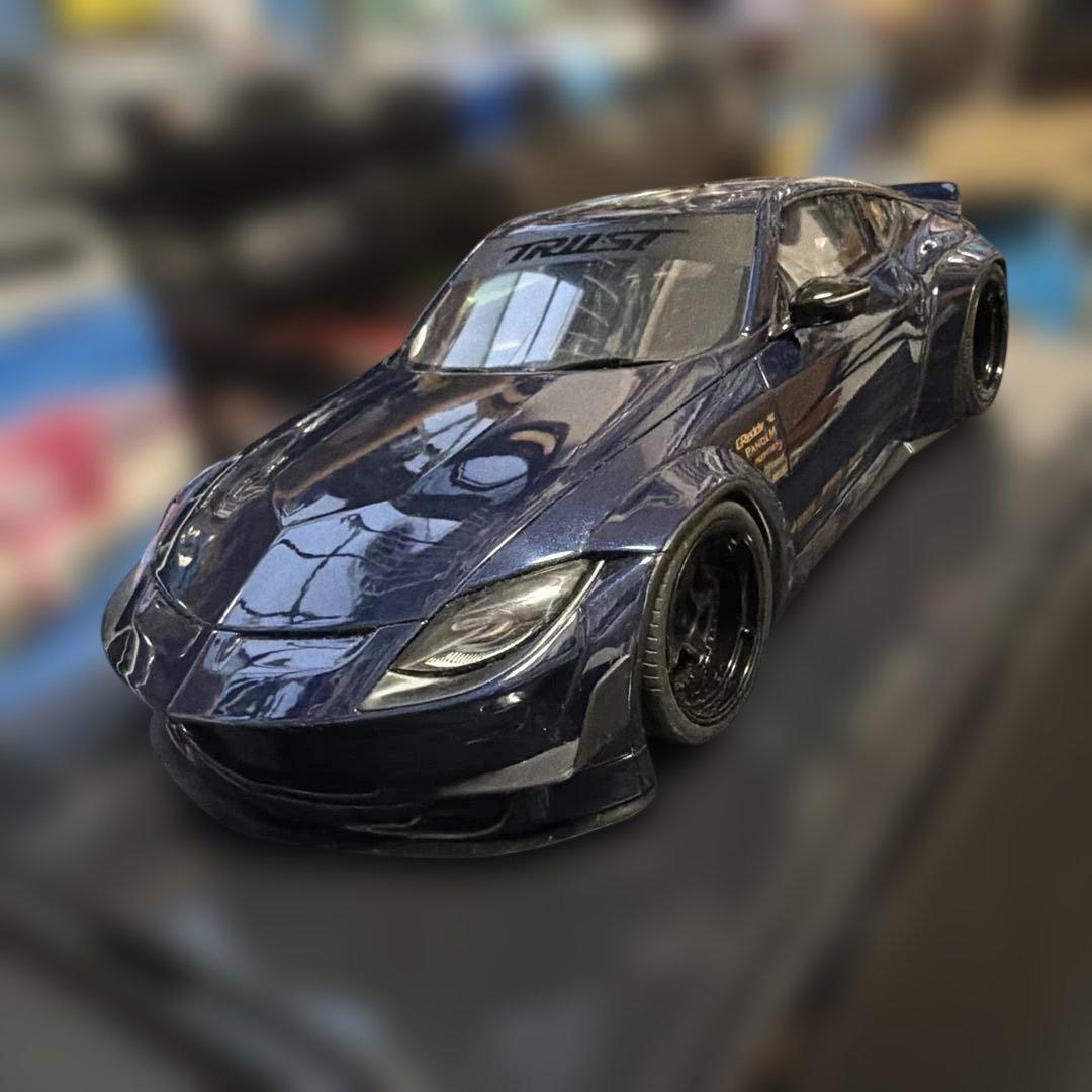 Nissan Z 1/18 ミニカー　GT SPIRIT リミテッドエディション
