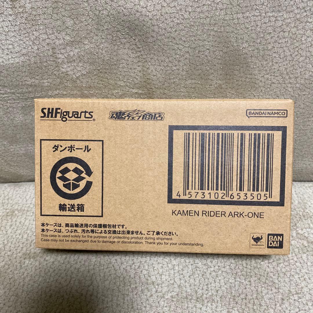 新品未開封SHFiguarts仮面ライダー　アークワン