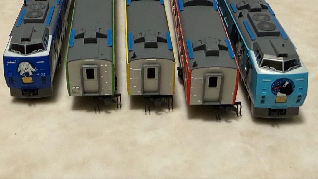 トミックス加工品　キハ183系　旭山動物園号